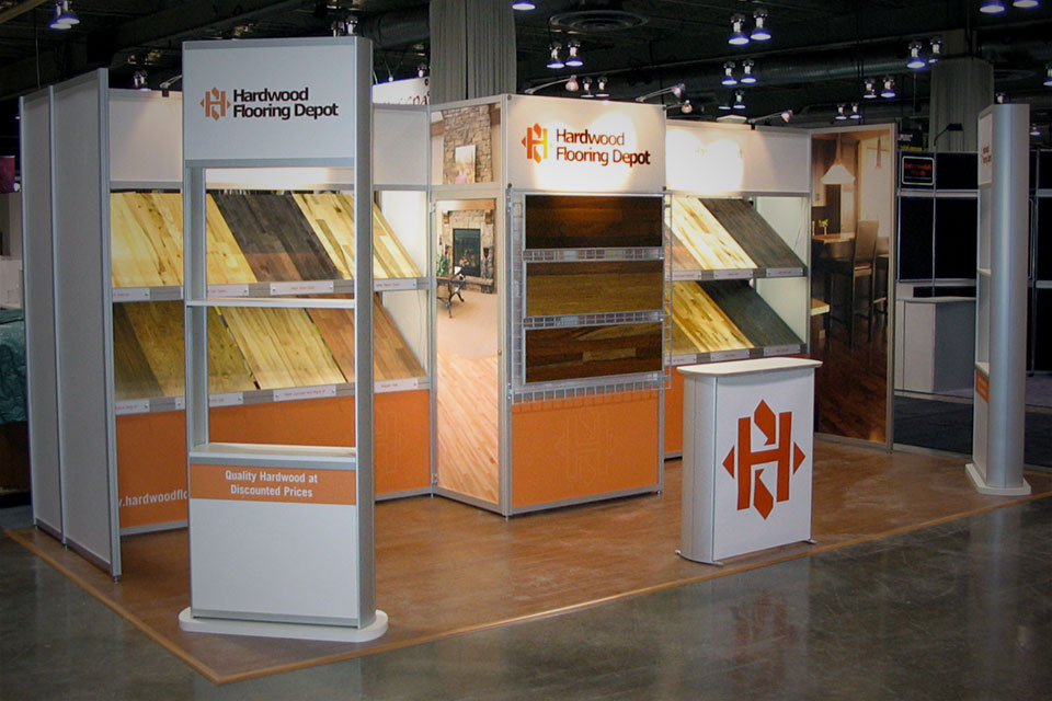 Linear Exhibits