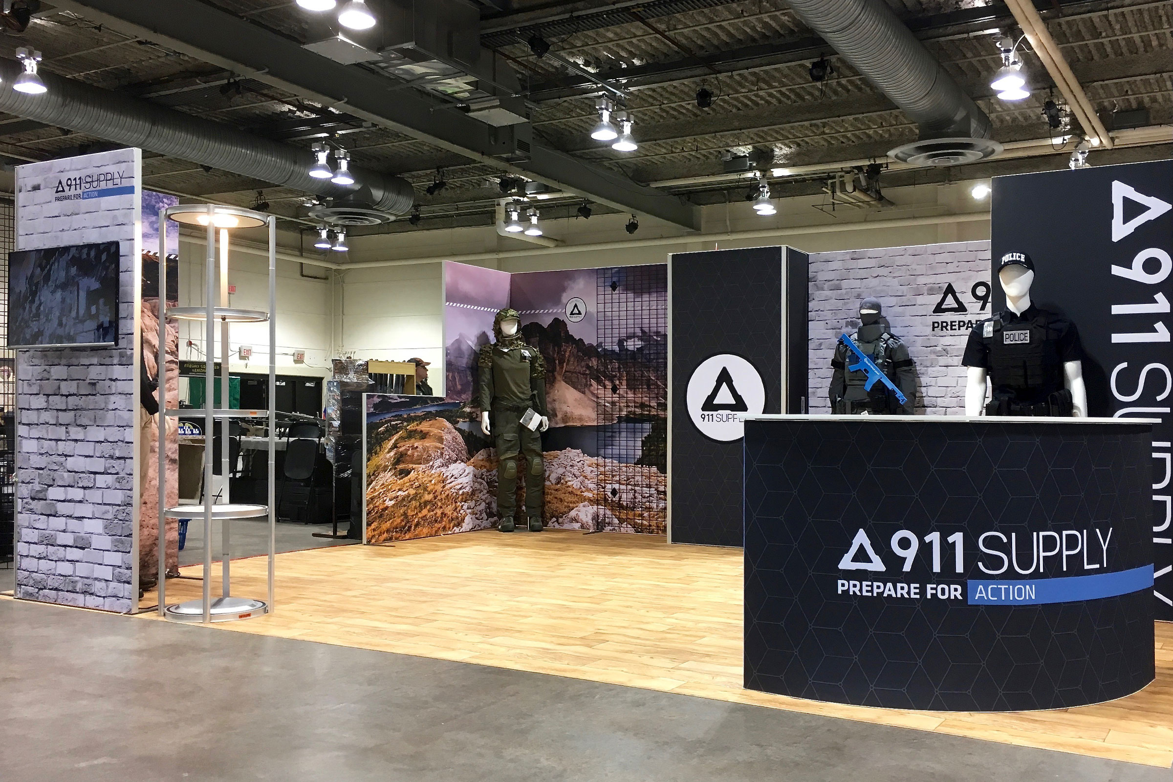 H-line 10' x 30' Exhibit - AWI USA