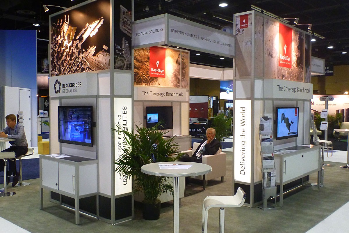 Custom Exhibits